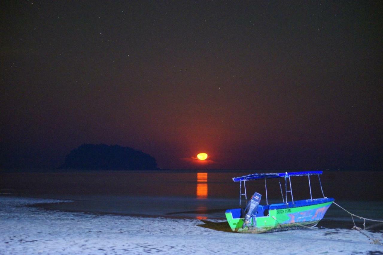 ดราก้อน เพิร์ล บีช รีสอร์ต Hotel Kota Belud ภายนอก รูปภาพ